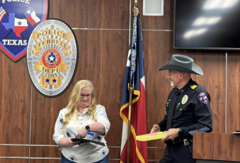 Terrell PD honors staff with year-end awards
