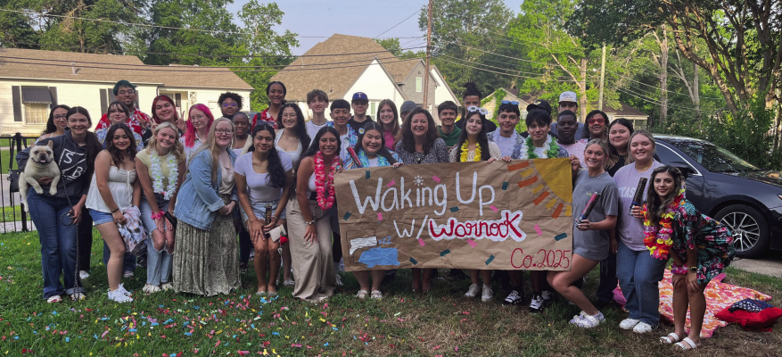Seniors surprise Superintendent Warnock
