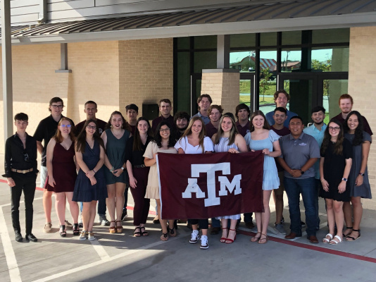 GIG‘EM