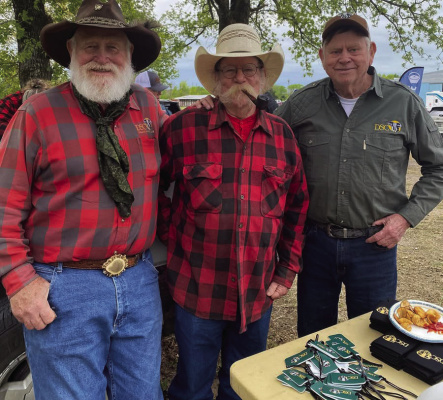 Larry Weishuhn, left, Dodge City Marshal Allen Bailey and Luke, right, at Luke’s Outdoor Ronde- Voux recently. Courtesy photo