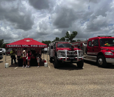 Youth athletes host First Responder Expo