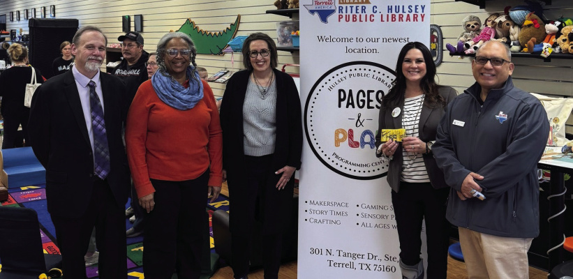 Pages and Play programming center opens