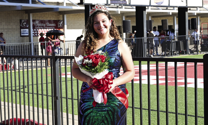 The TVCC Terrell Health Science Center proudly recognized Caii Finley and Emma Lopez Acosta as the 2025 Homecoming King and Queen. Representing the Terrell Health Science Center as Queen, Emma Lopez Acosta is a sophomore nursing major from Kemp and a member of the Phi Theta Kappa Honor Society. Representing the HSC as King, Caii Finley is a Forney High School graduate pursuing a degree in nursing. Although unable to attend, he is celebrated for his leadership and dedication to the program.