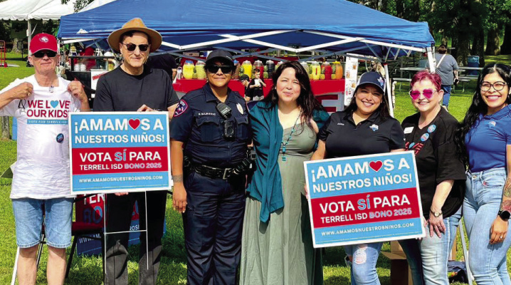 Kaufman County Community United out and about