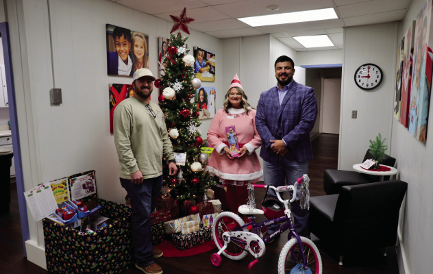 ONCOR helps donate toys to students