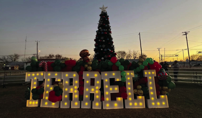 Annual tree lighting