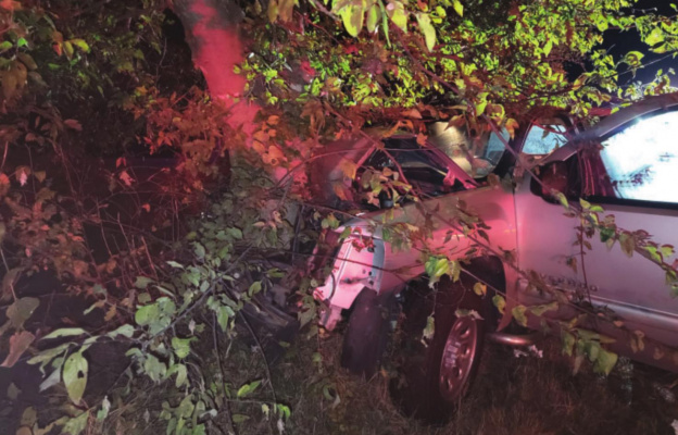 A woman was transported to a Dallas-area trauma unit via CareFlite following an early morning single-vehicle accident along Farm-to-Market 148 Oct. 16. TVFD officials stressed, “We would like to remind you to use care when driving on these narrow, high-speed, tree-lined roads. In a collision between a vehicle and a tree, the tree usually wins.” PHOTO COURTESY OF TVFD FACEBOOK PAGE