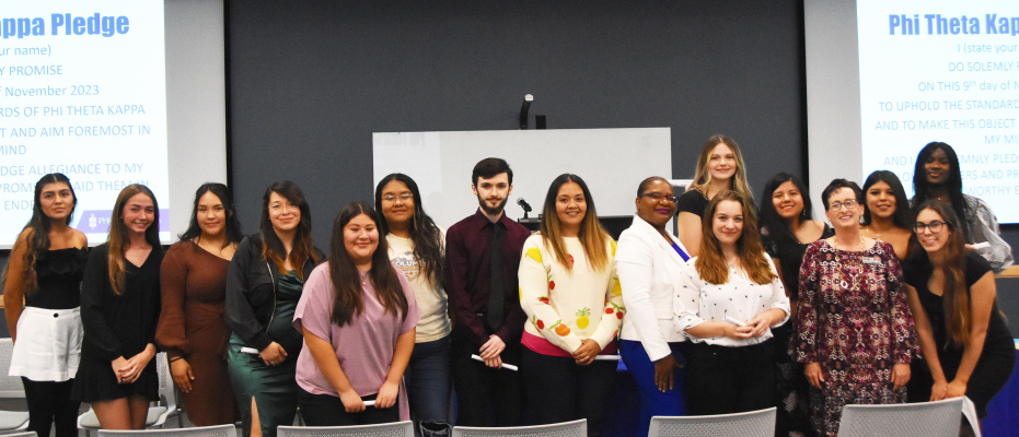 Phi Theta Kappa adds 15 new members at TVCC