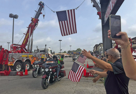 Mayor Rick Carmona and Terrell Council Member Jorge Vargas welcomed Run for the Wall riders making their annual fuel stop at Brookshire’s in Terrell on Sunday, May 17. The Terrell Chamber of Commerce, Terrell Fire Department, Chub’s Towing and all the veterans’ groups participated in the event. Terrell High School freshman Addie Johnston of Terrell High School Choir also sang the National Anthem.
