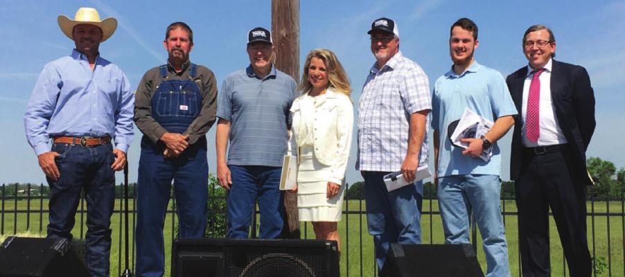 ABOVE: Poetry’s first town council. From left is Terry Fowler, Mike Jaffe, Tom Anderson, Mayor Tara Senkevech, Brian Vinson and Simeon White. At far right is Judge Andrew Bench, who swore them in to office. COURTESY PHOTO