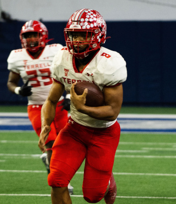 Senior fullback Terry Davis proved to be a dominant force in Terrell’s run-heavy attack during the 2022 season, averaging more than 10 yards a carry while scoring 14 rushing touchdowns. Davis was one of three Tiger players recognized by the Texas Sports Writers Association recently, being named an Honorable Mention All-State performer at the fullback position. Photo by Michael Arndt