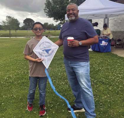 Terrell Parks and Rec hosts first Kite Flying event