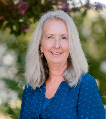 Poetry names Hoffman Teacher of the Week