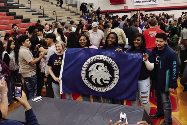 TERRELL ISD HOSTS ANNUAL COLLEGE SIGNING DAY