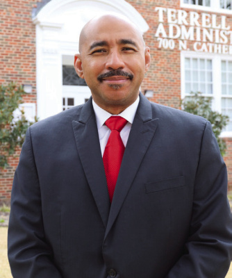 Earl Gilmore