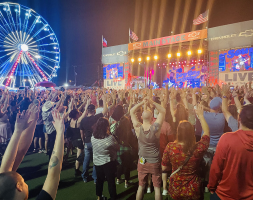 Pop-punk band Bowling For Soup brought out all the hits for their performance on the Chevrolet Main Stage at the State Fair of Texas Tuesday, Oct. 3, including “Girl All The Bad Guys Want”, “The Phineas &amp; Ferb Theme Song”, and “1985”. Photo by Mary Dlabaj
