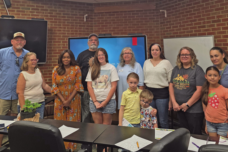 Linda Redd hosts gardening class at Hulsey Library