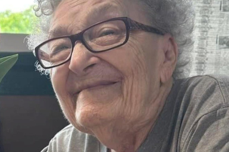 Linda Louise Dryk