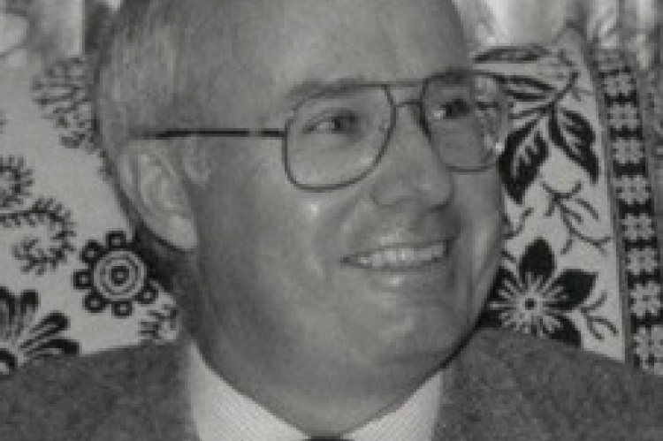 Dr. Travis Deen